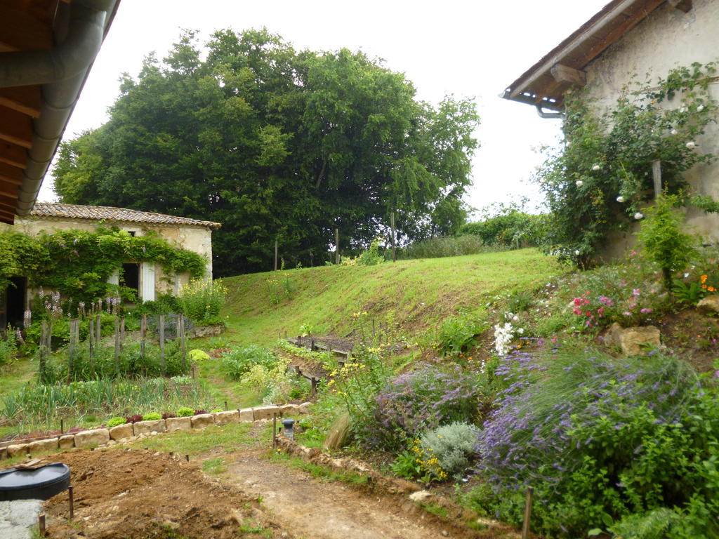 Chambres D'Hotes Le Bourdieu Soulignac Luaran gambar